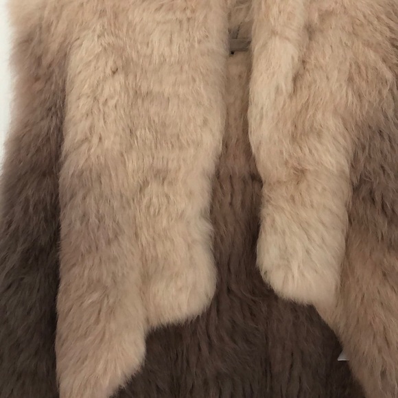 Authentic Rabbit Fur Vest - Picture 4 of 4